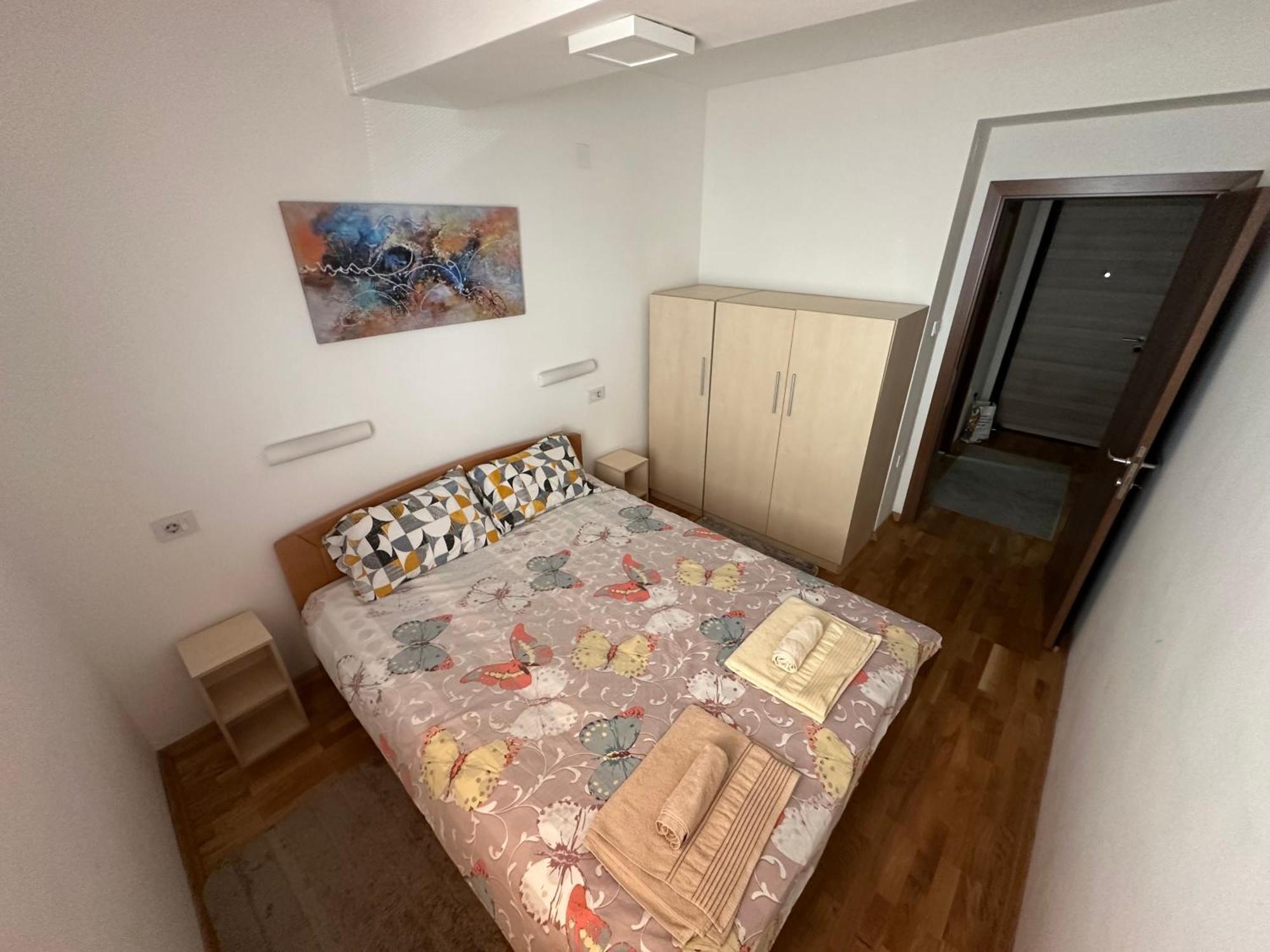 Ira'S 2 Bedroom Central Place With Private Parking Skopie Exterior foto